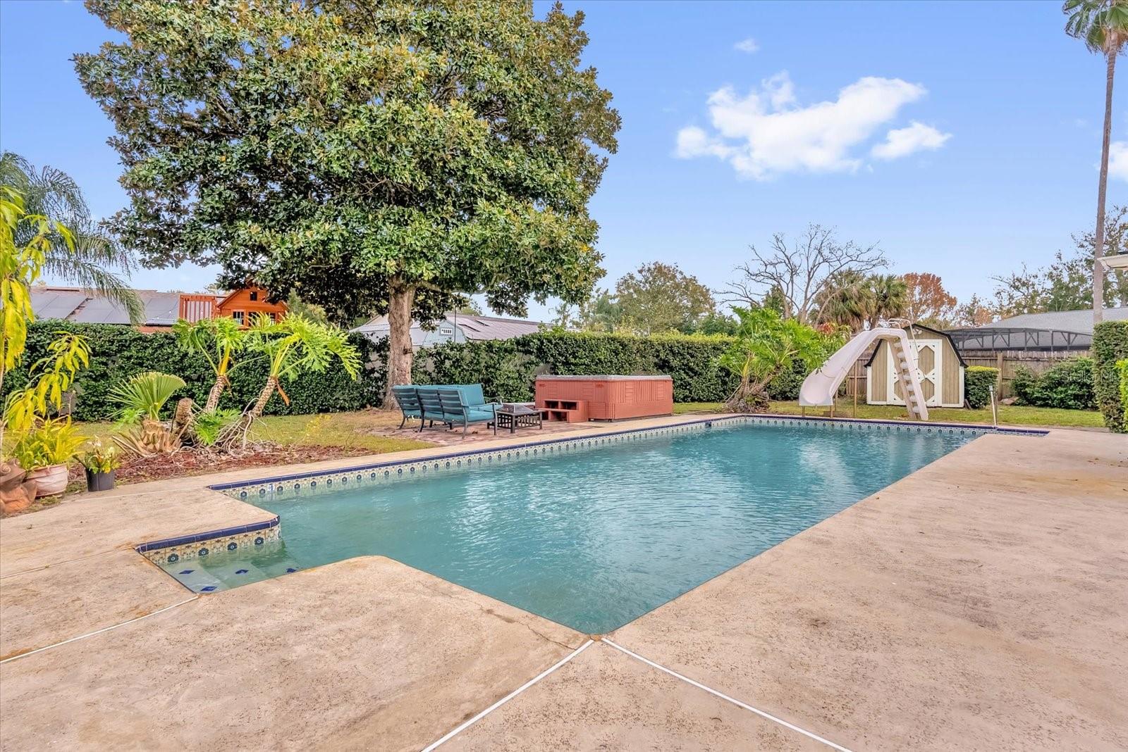 6419 HIDDEN DALE AVE