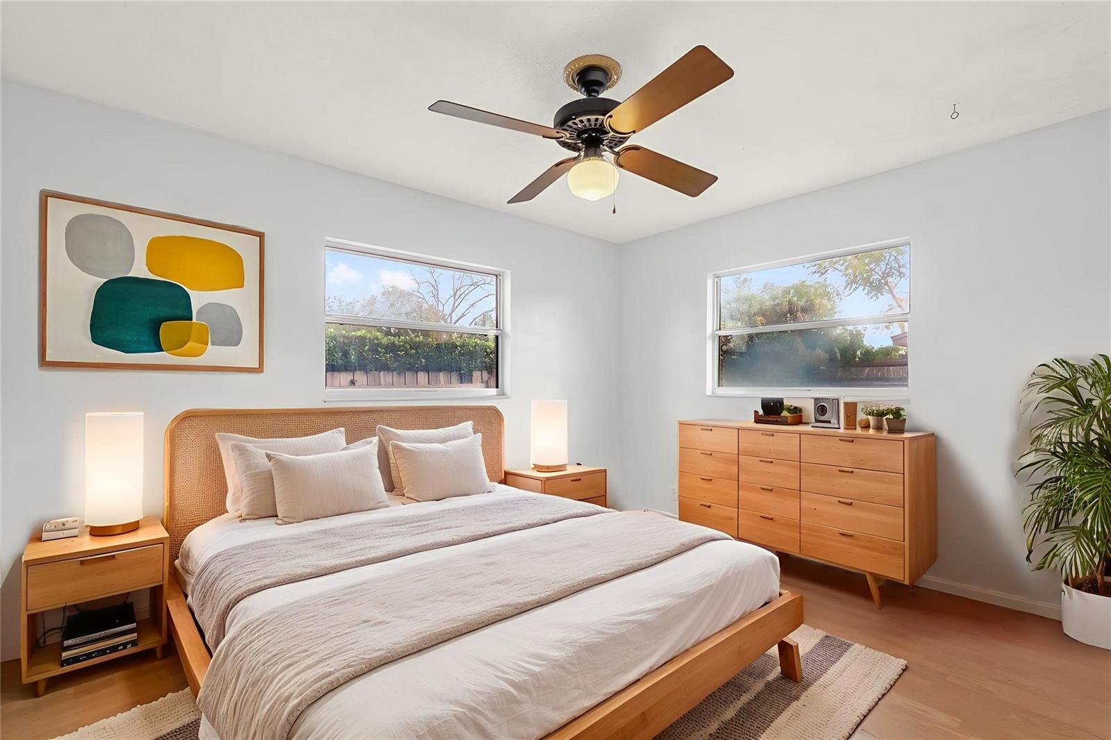 6419 HIDDEN DALE AVE