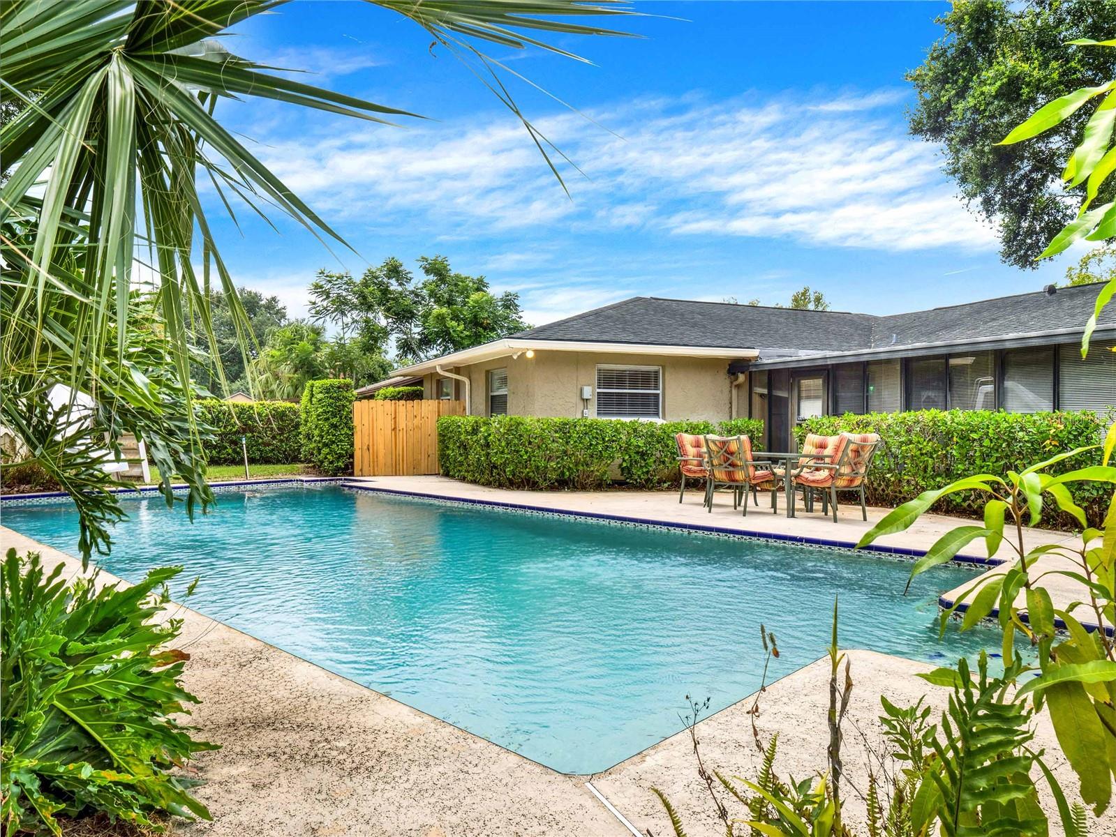 6419 HIDDEN DALE AVE