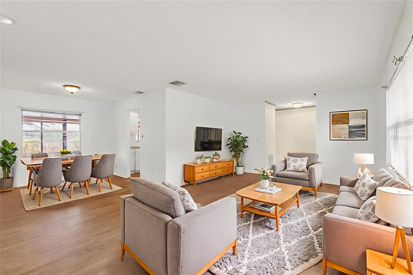 6419 HIDDEN DALE AVE