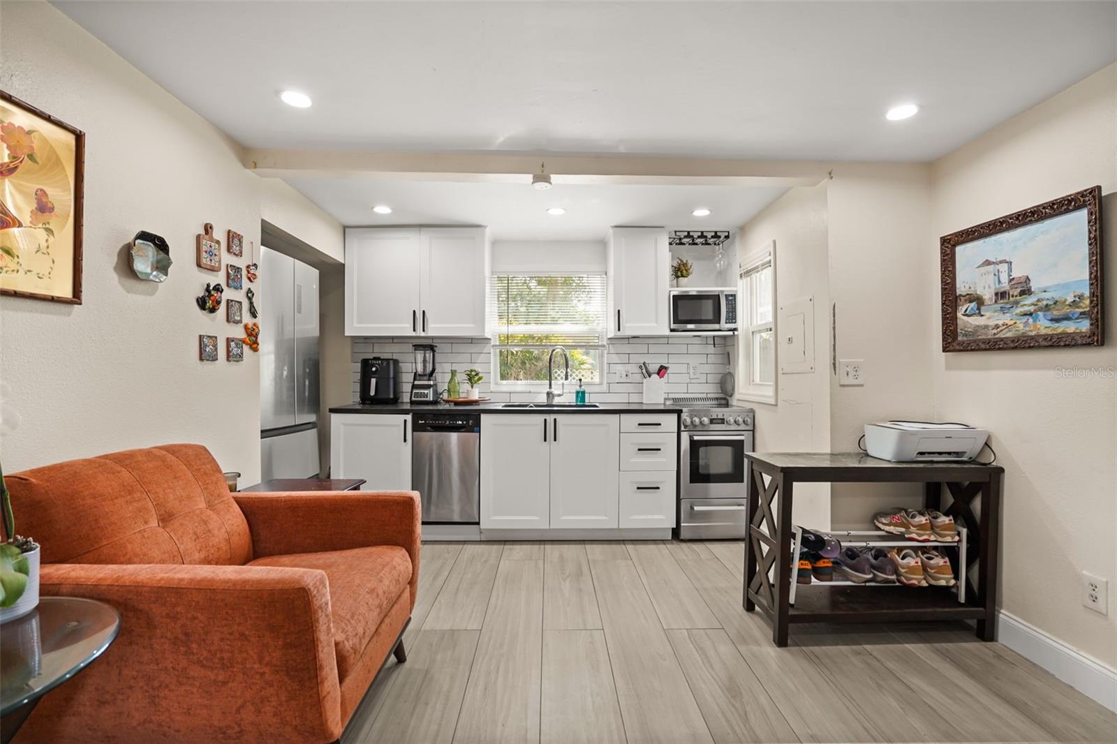 245 ORANGE PL
