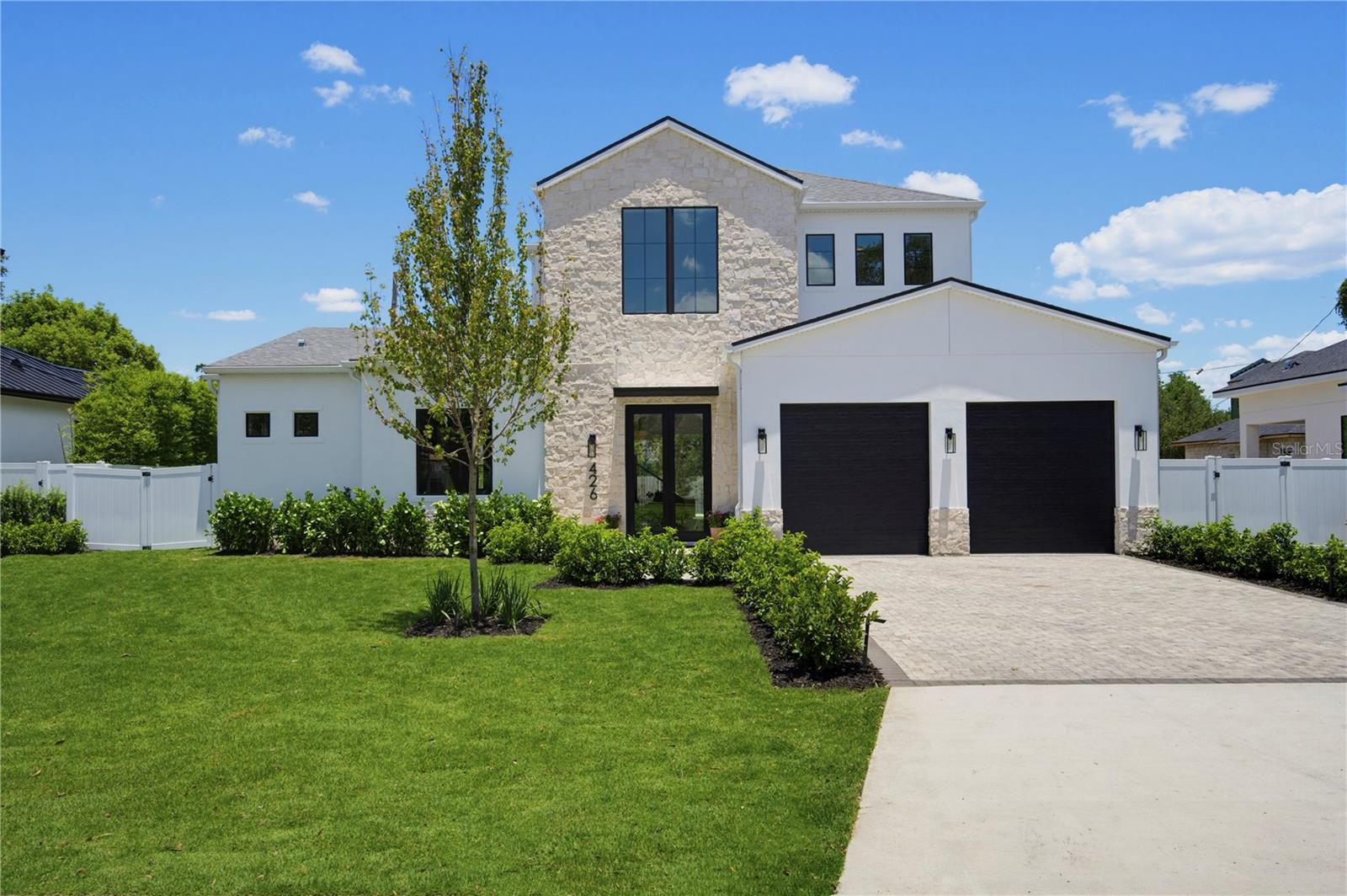 426 WORTHINGTON DR