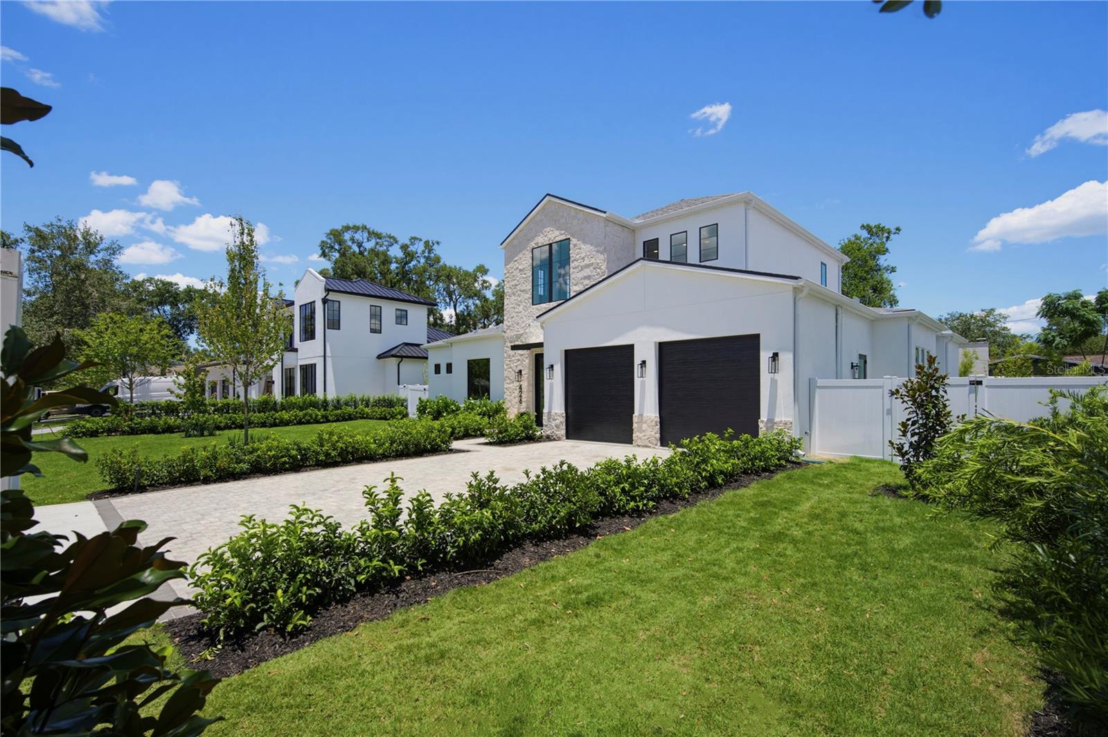 426 WORTHINGTON DR
