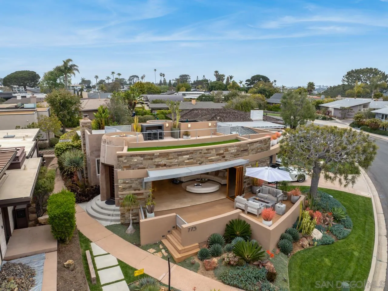773 E Solana Circle