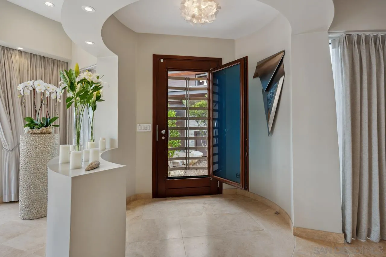 773 E Solana Circle