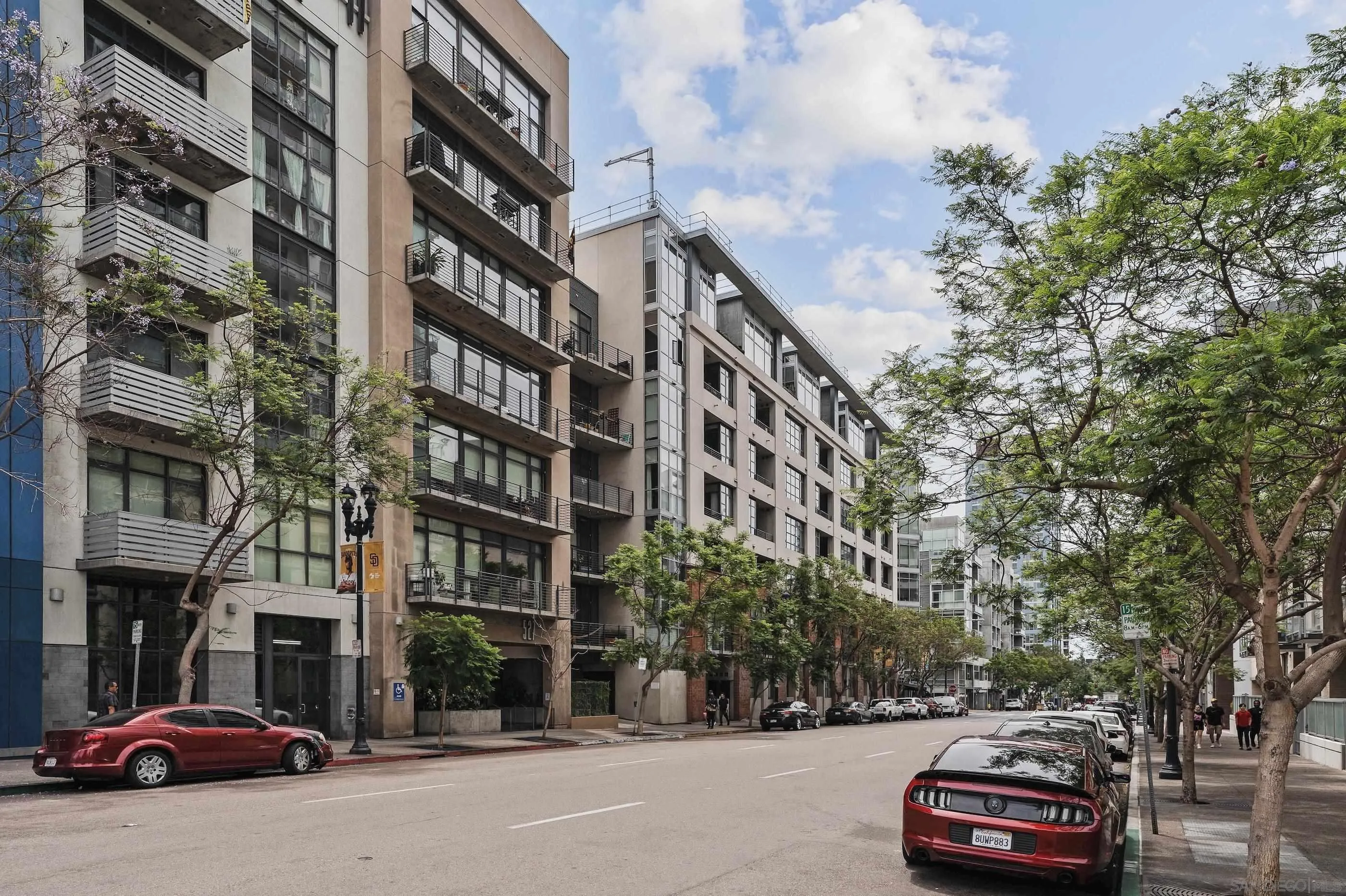 527 10th Ave Unit 508