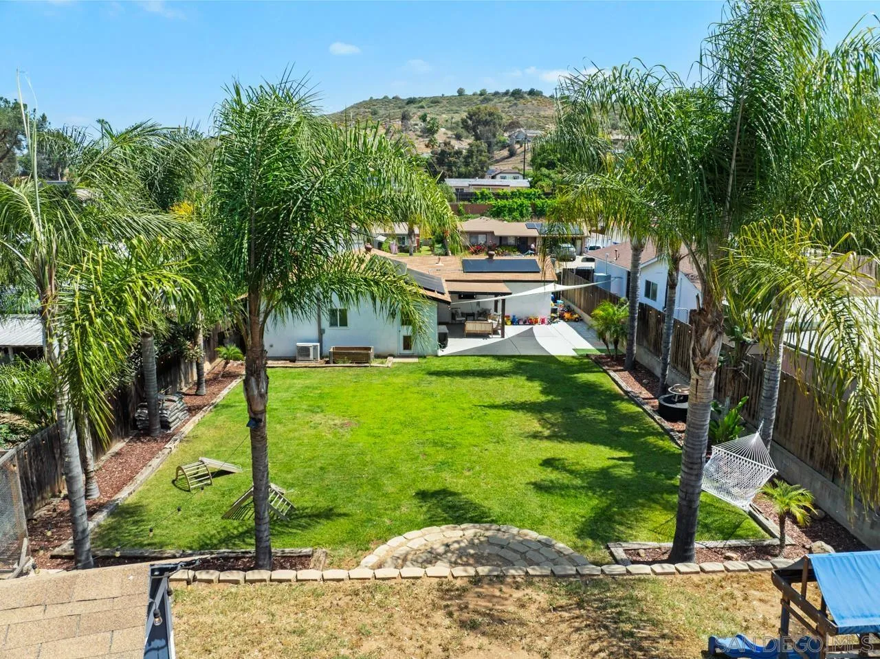 9126 Heatherdale