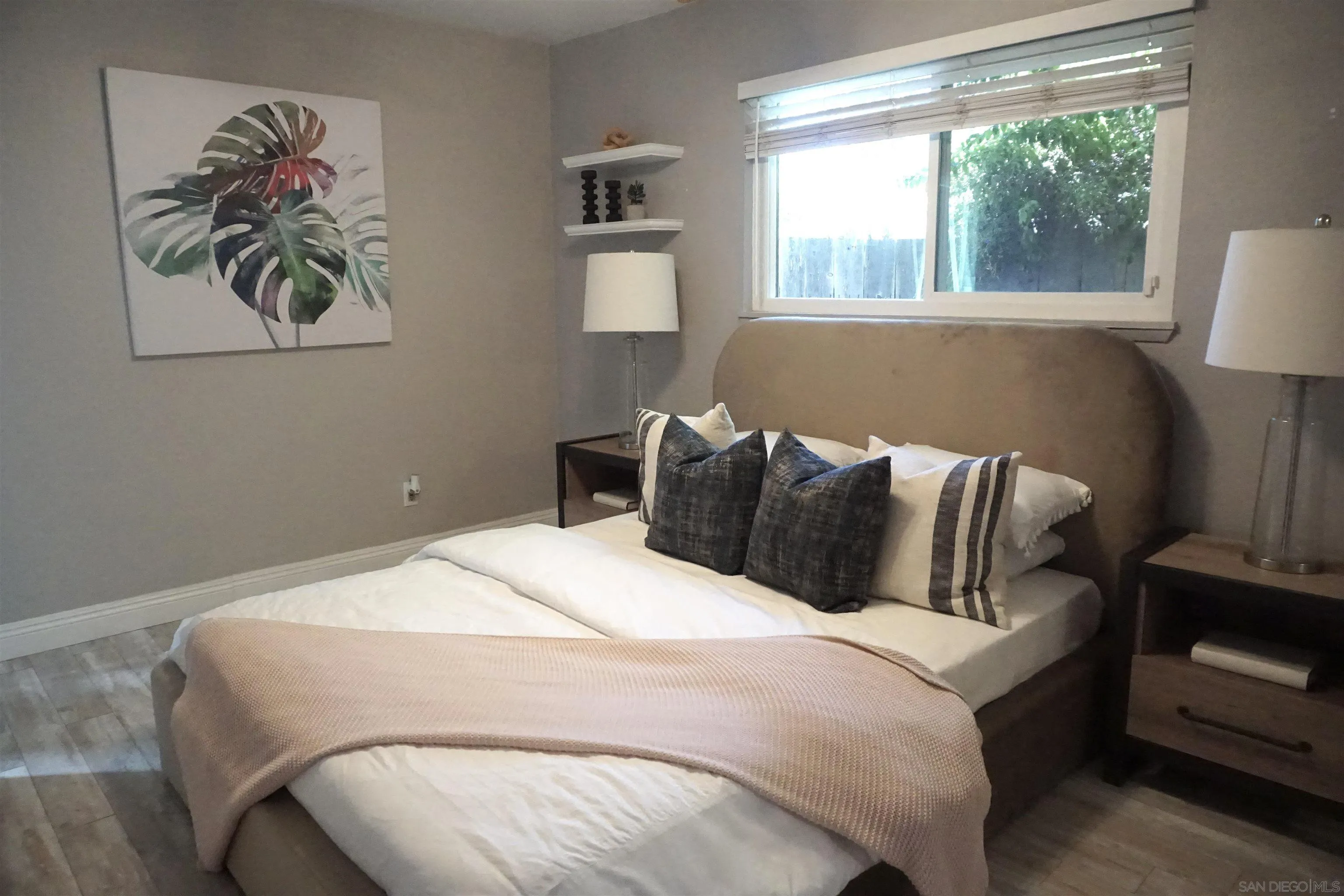 9126 Heatherdale