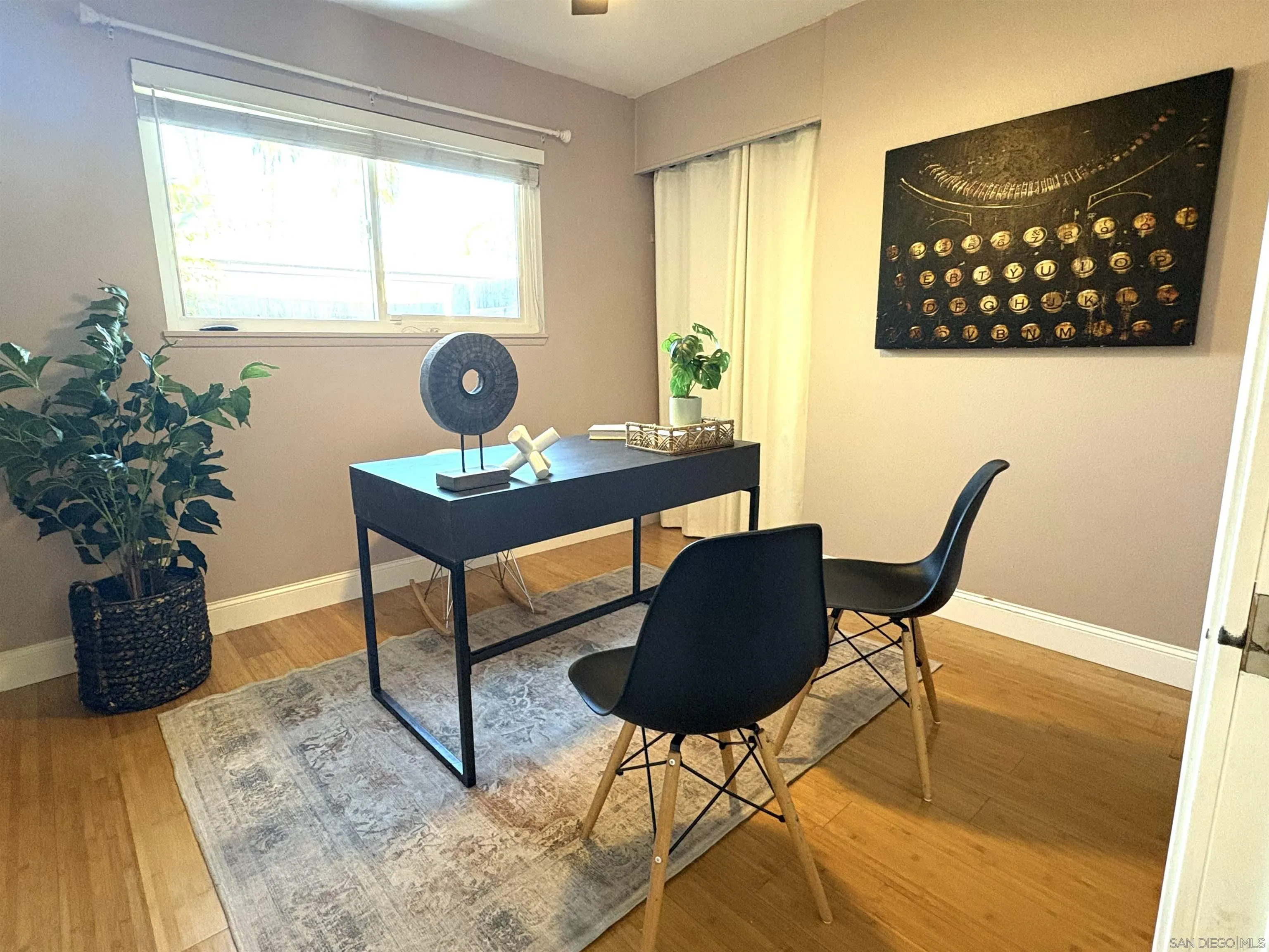 9126 Heatherdale