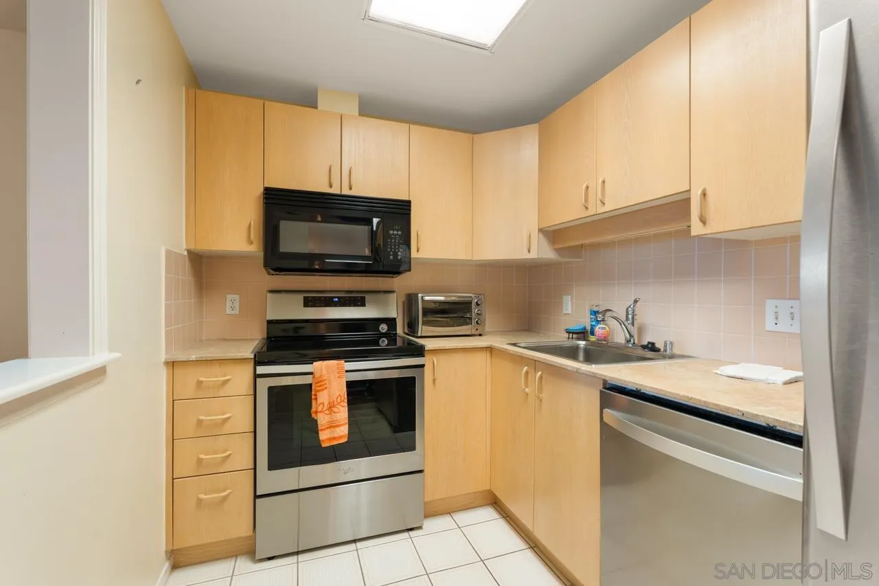 3890 Nobel Dr Unit 302