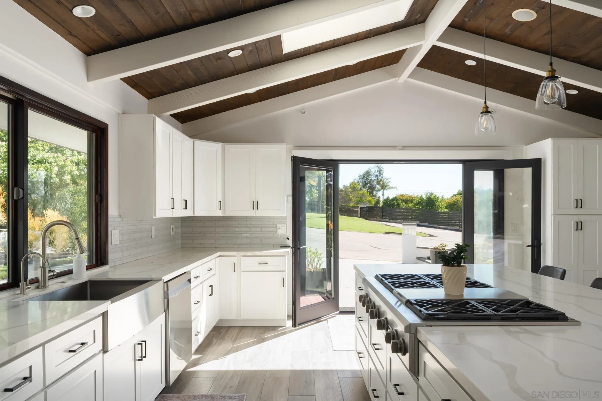 15102 Sun Valley Lane