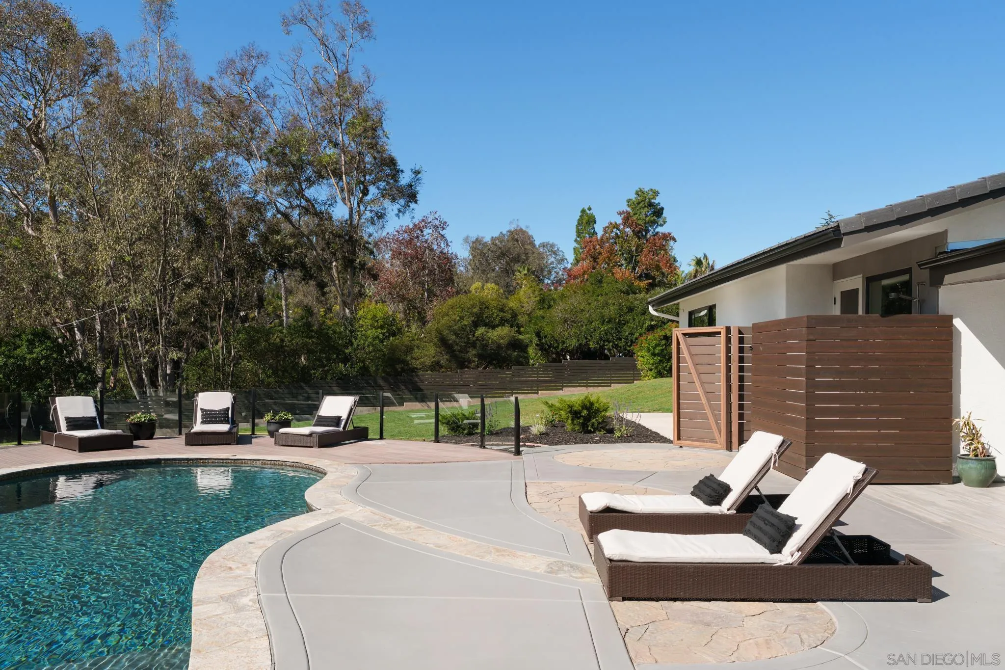 15102 Sun Valley Lane