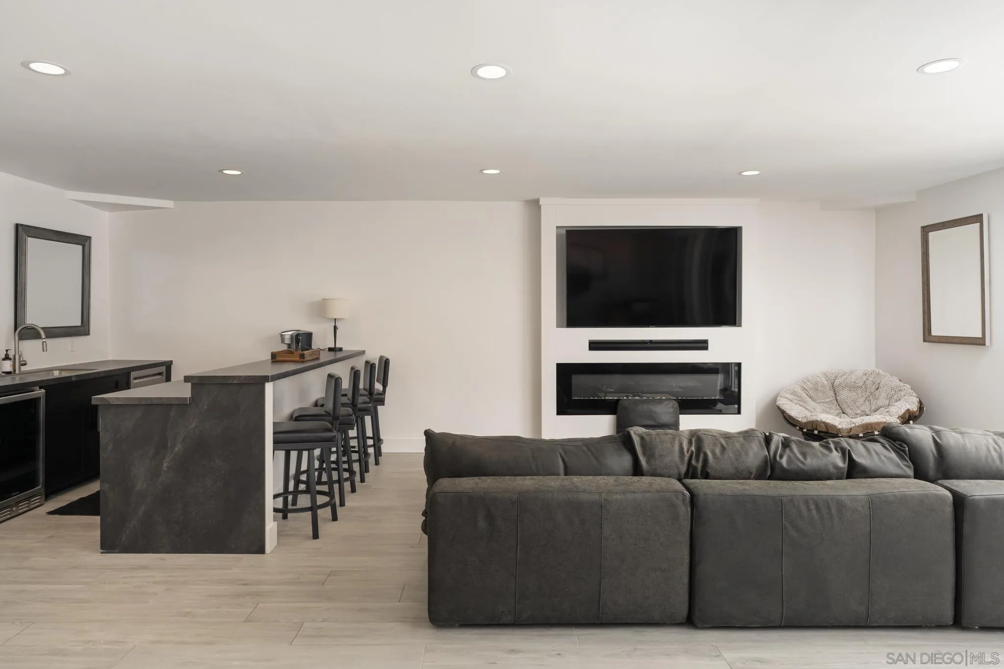 15102 Sun Valley Lane