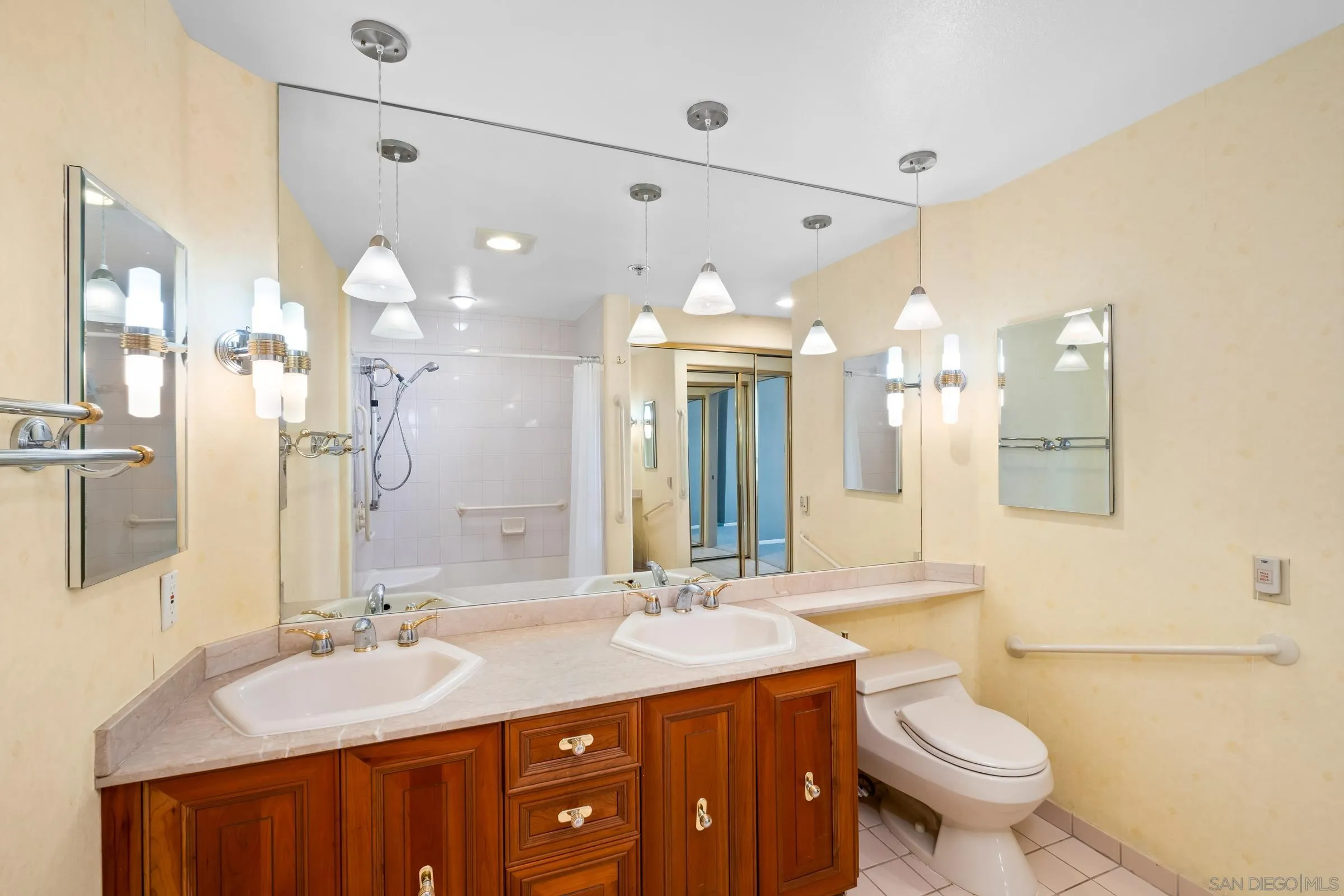 3890 Nobel Unit 1402