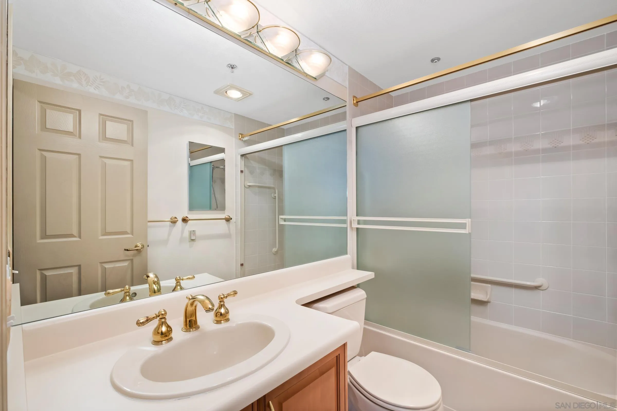 3890 Nobel Unit 1402