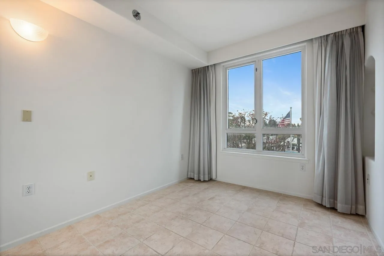 3890 Nobel Dr. Unit 306