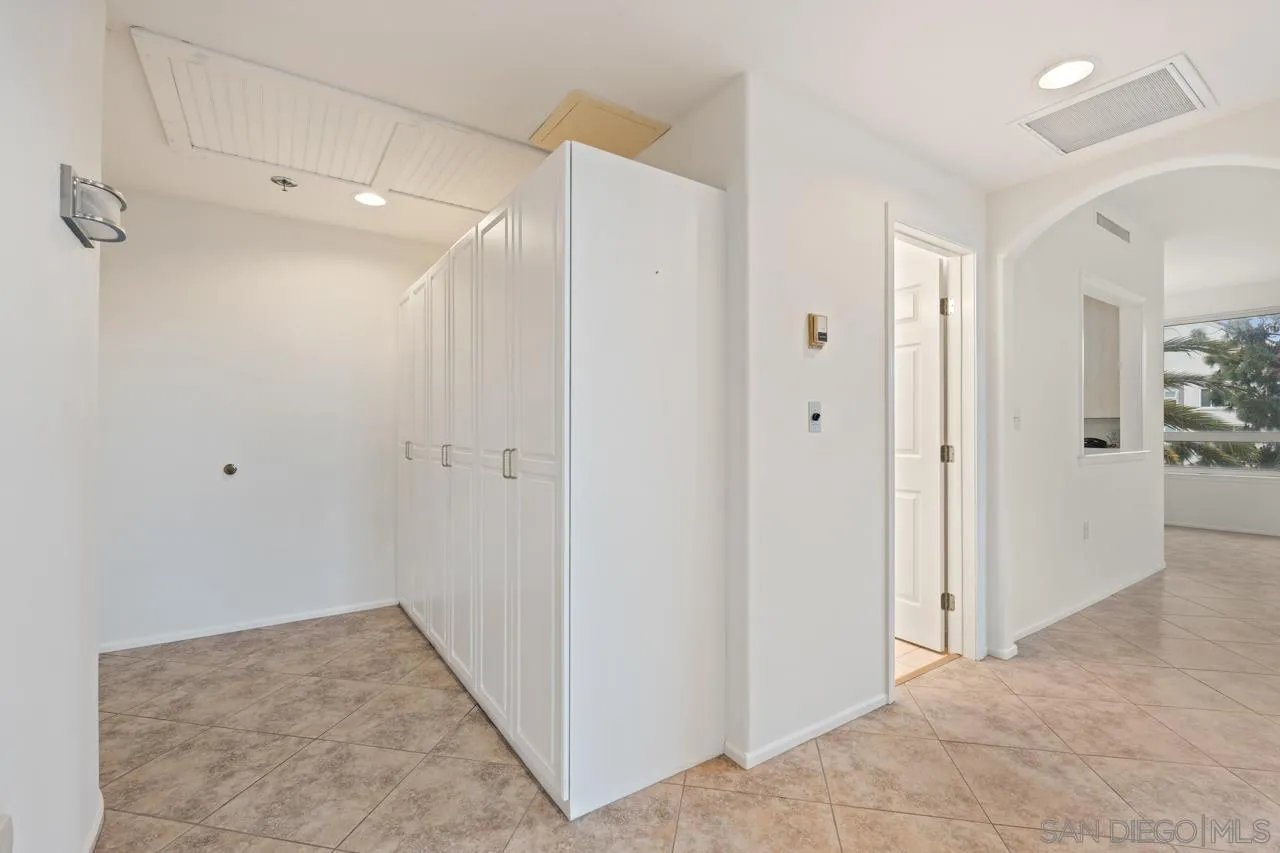 3890 Nobel Dr. Unit 306