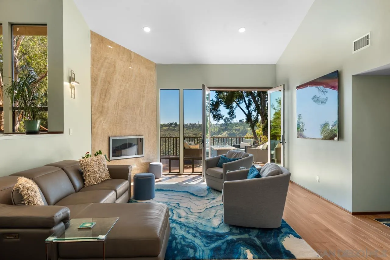 4645 Yerba Santa Drive