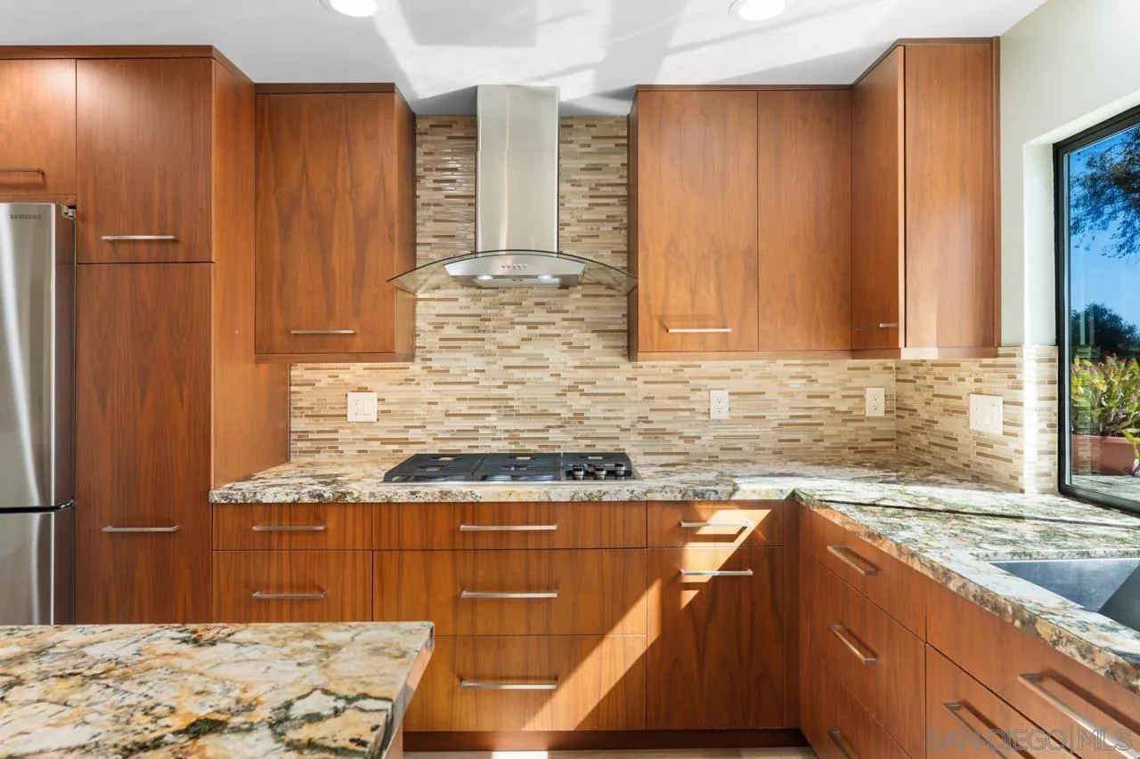 4645 Yerba Santa Drive