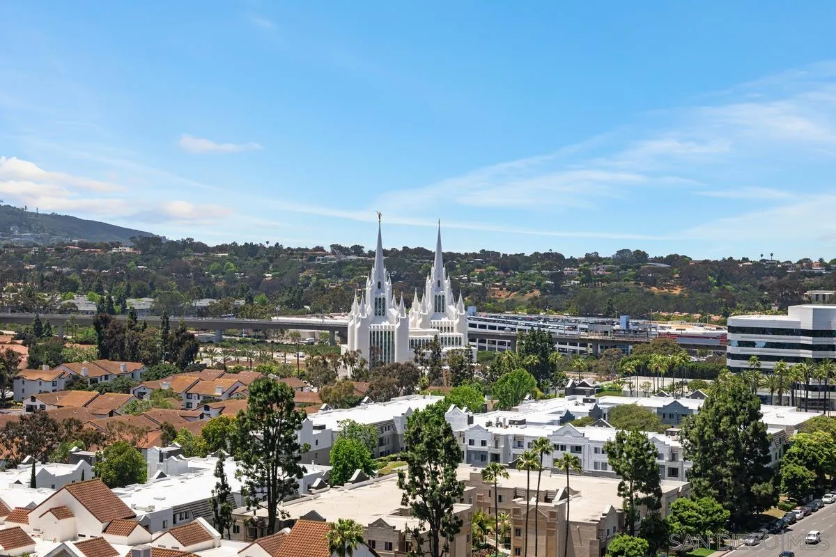 3890 Nobel Dr Unit 1604/05