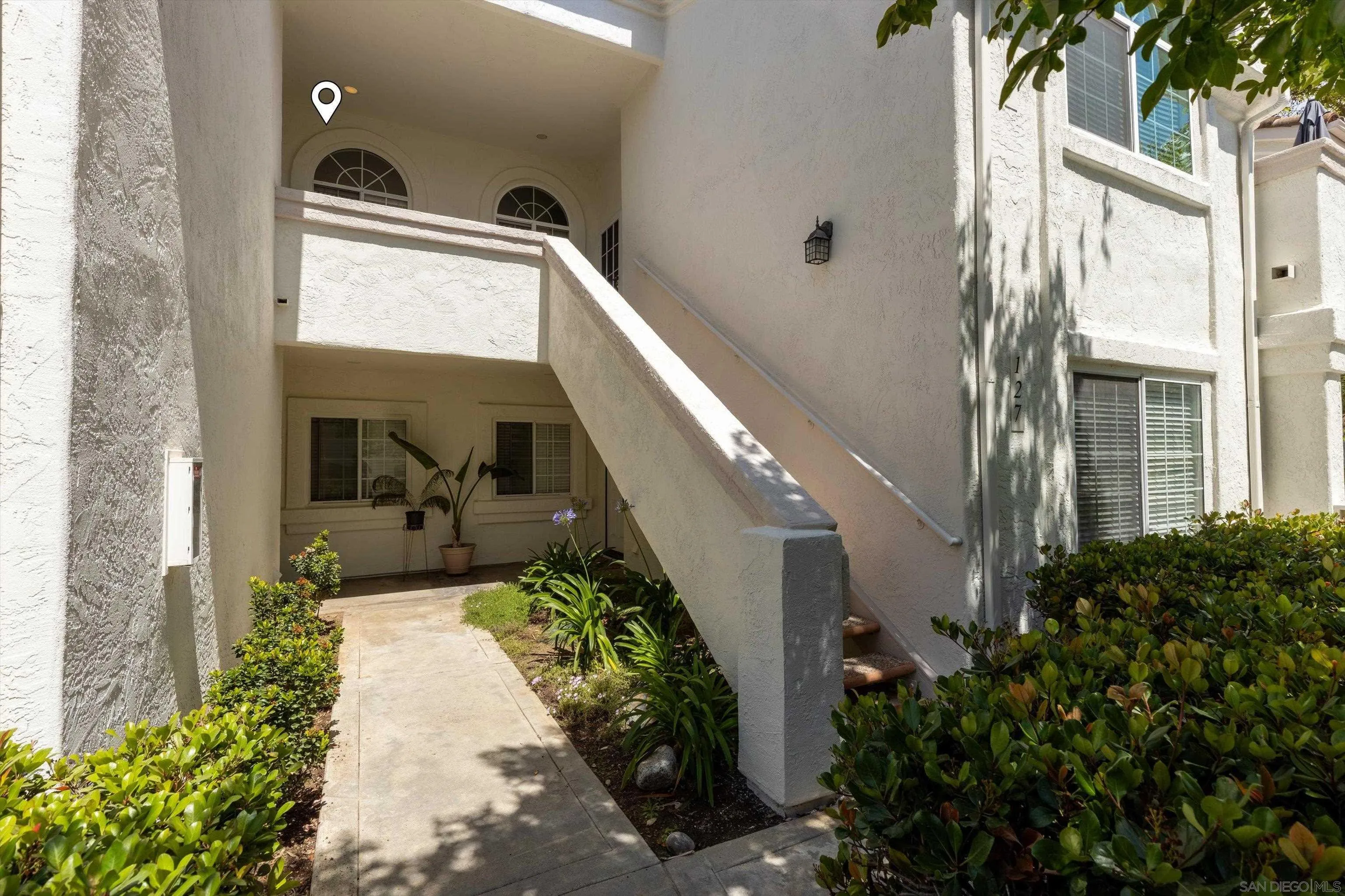 1874 Matin Cir Unit Unit 208