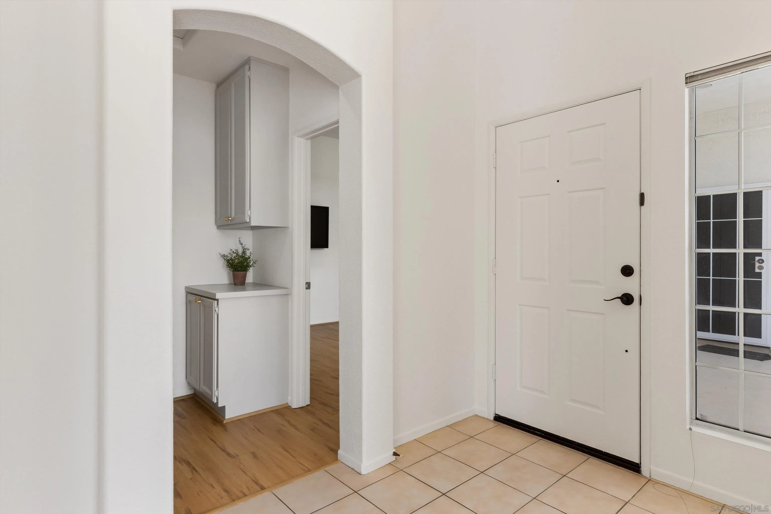 1874 Matin Cir Unit Unit 208