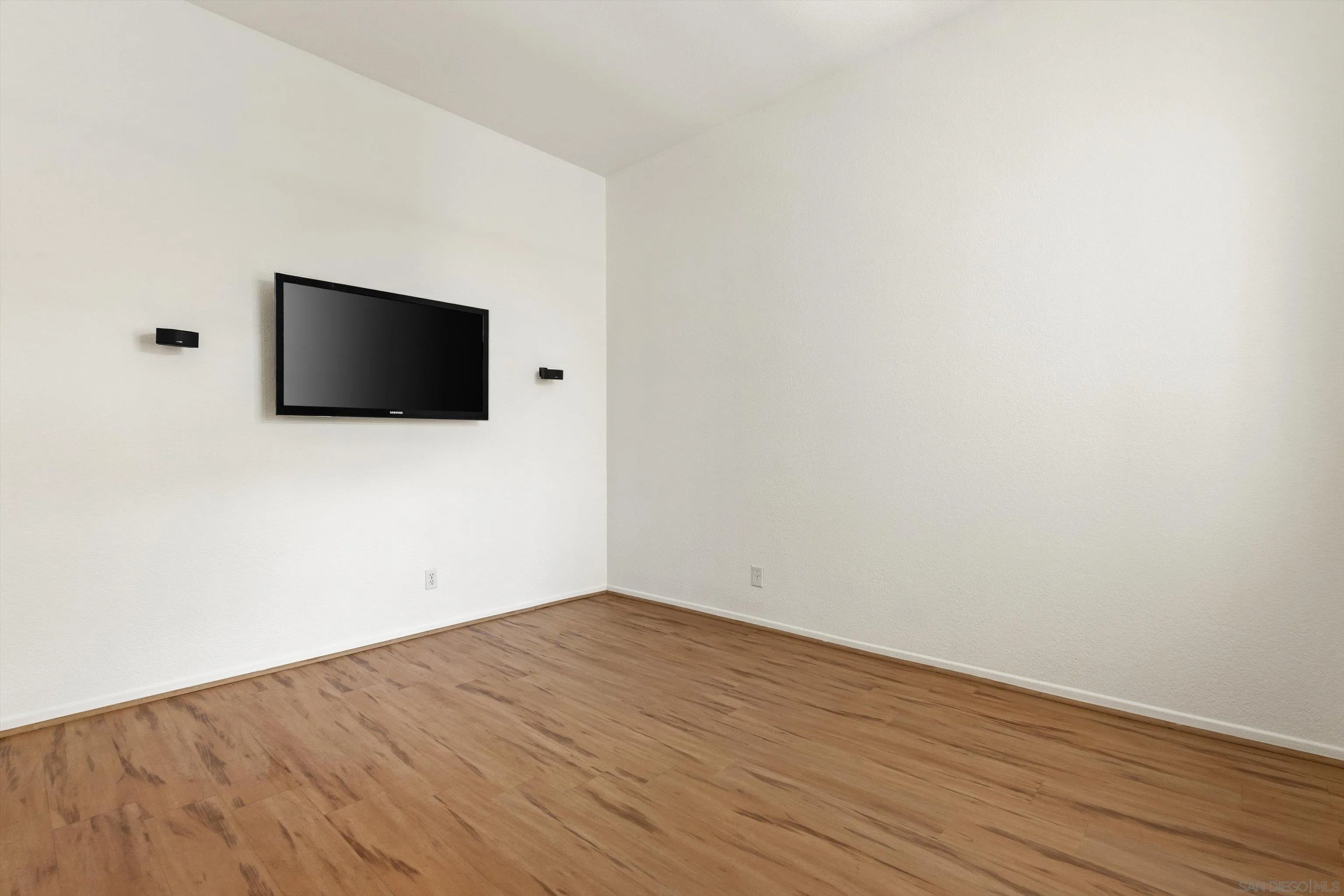 1874 Matin Cir Unit Unit 208