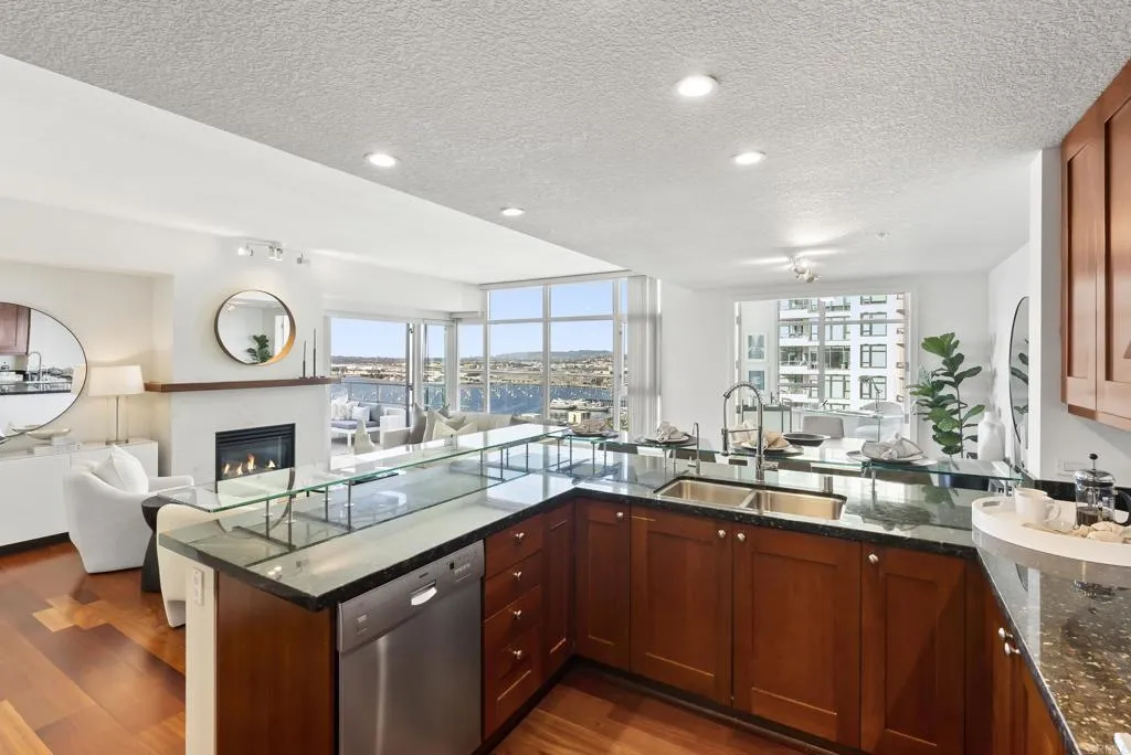 1199 Pacific Hwy Unit: 2501