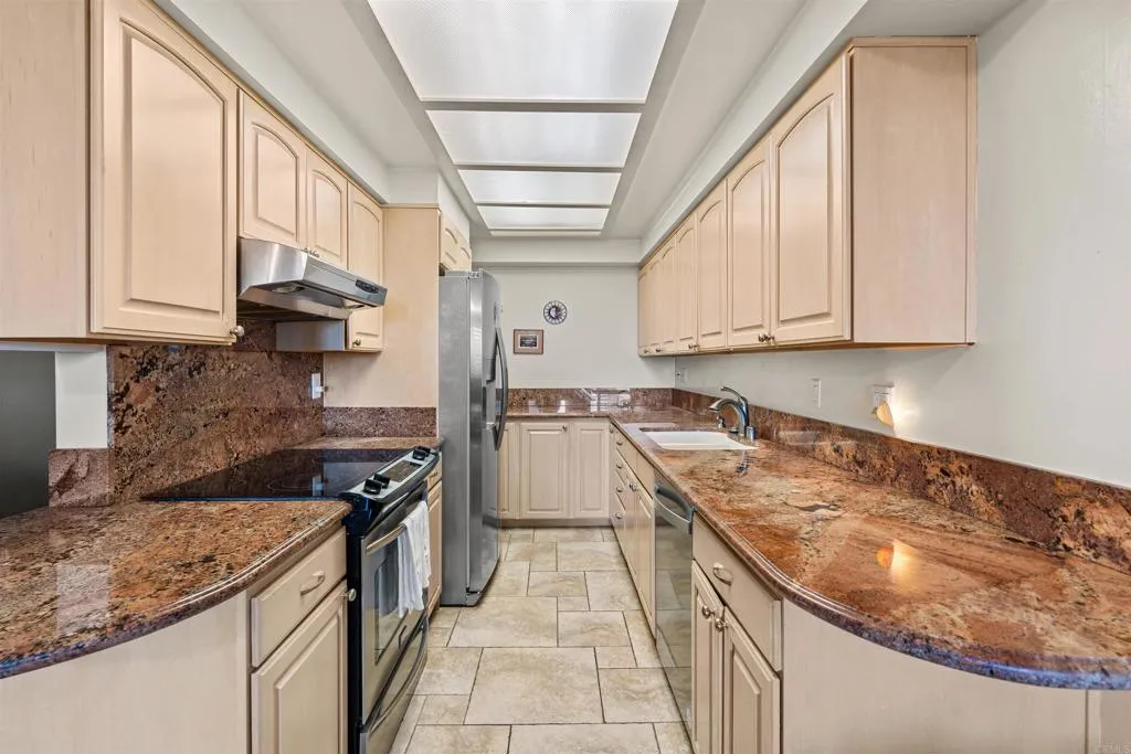 2965 Mission Boulevard Unit 4c, Pacific Beach (San Diego) Unit: 4C