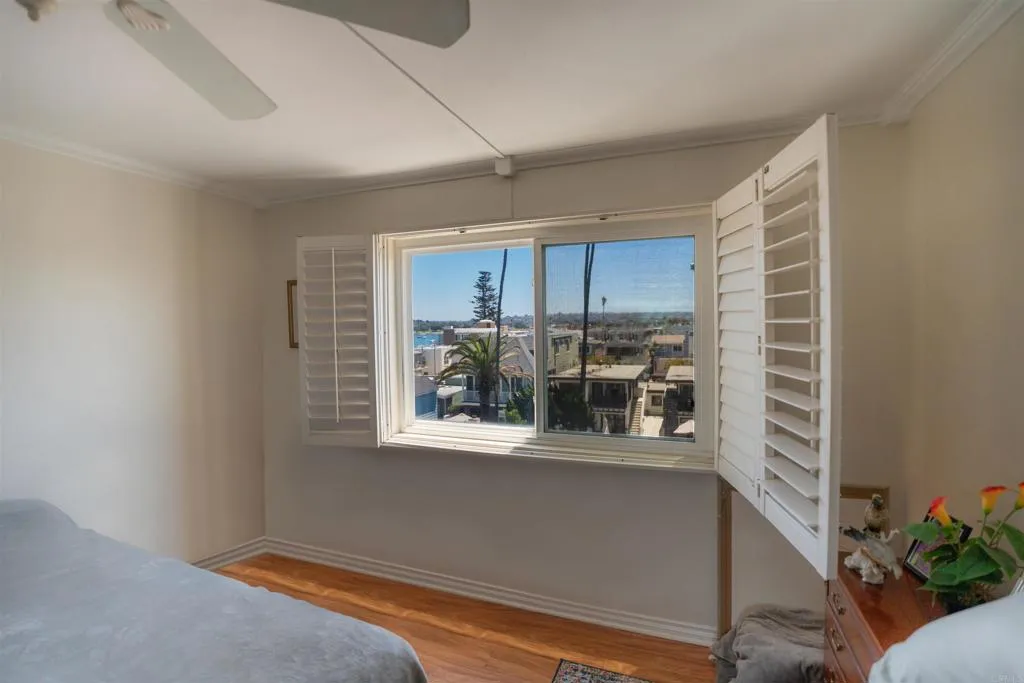 2965 Mission Boulevard Unit 4c, Pacific Beach (San Diego) Unit: 4C