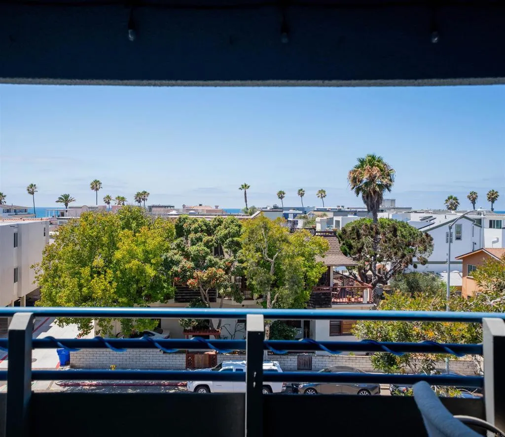 2965 Mission Boulevard Unit 4c, Pacific Beach (San Diego) Unit: 4C