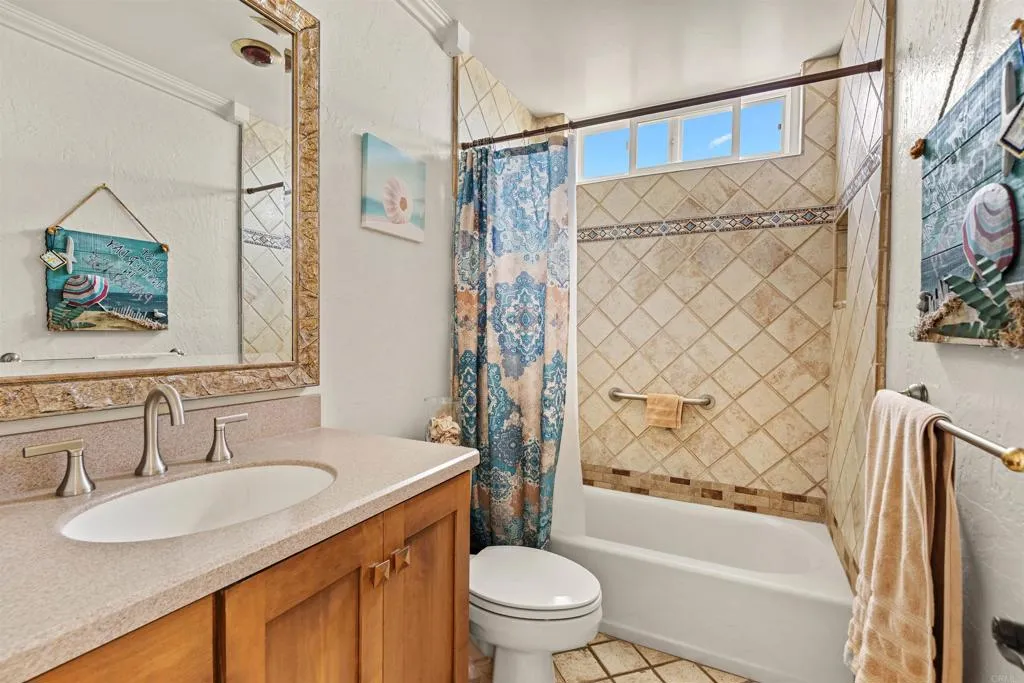 2965 Mission Boulevard Unit 4c, Pacific Beach (San Diego) Unit: 4C