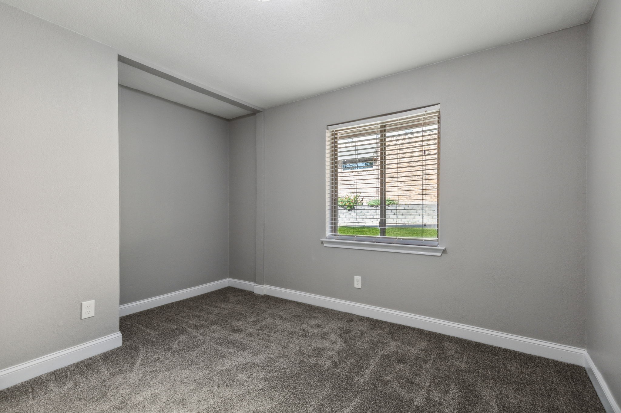 5 Timberline Drive