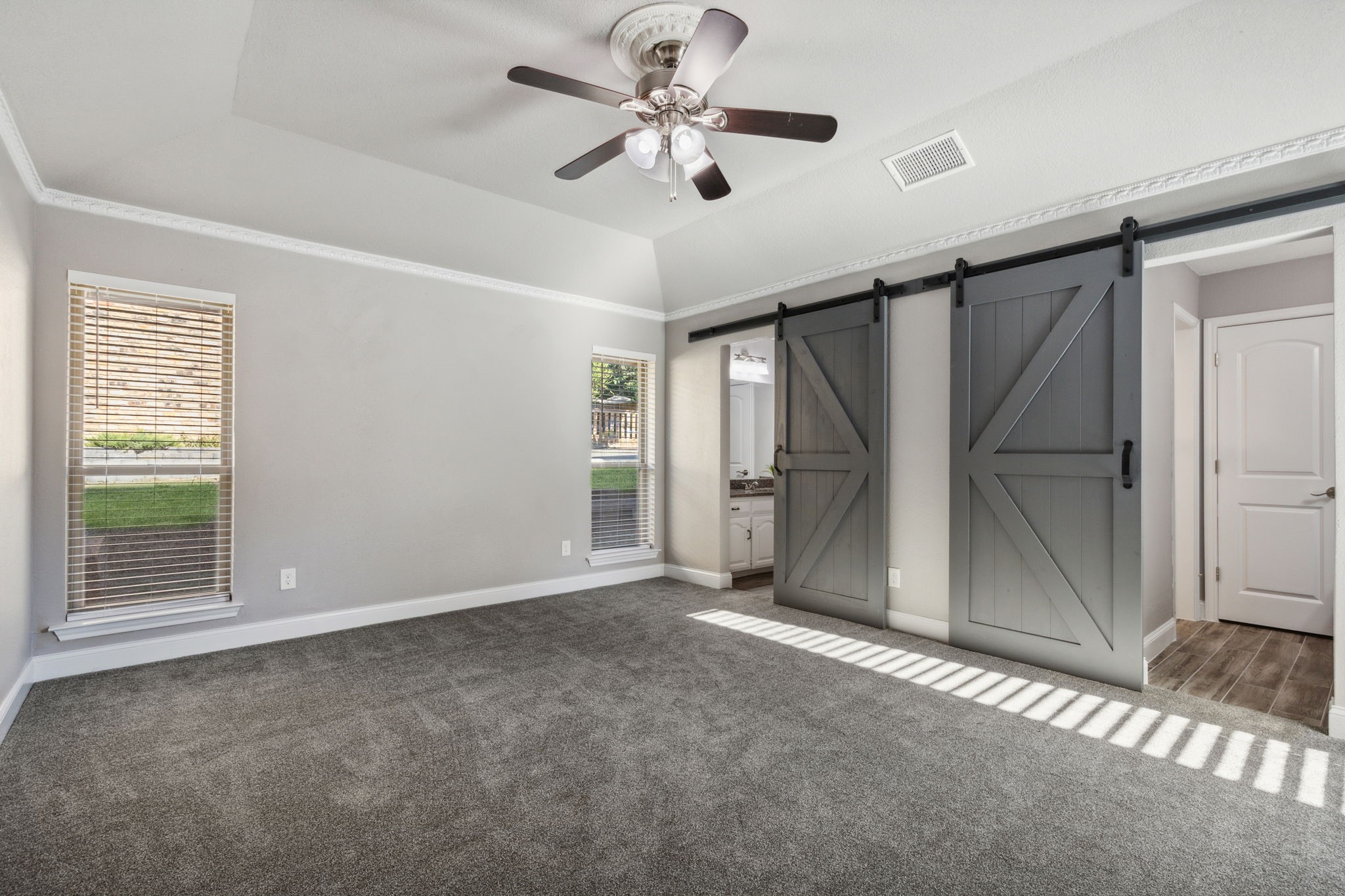 5 Timberline Drive
