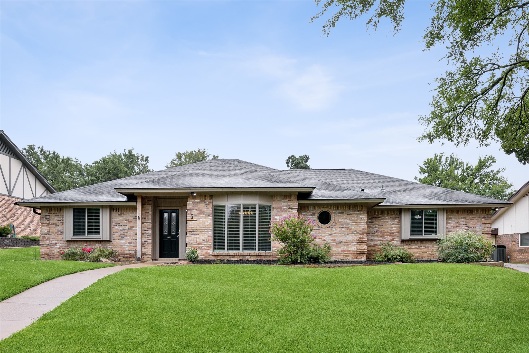 5 Timberline Drive