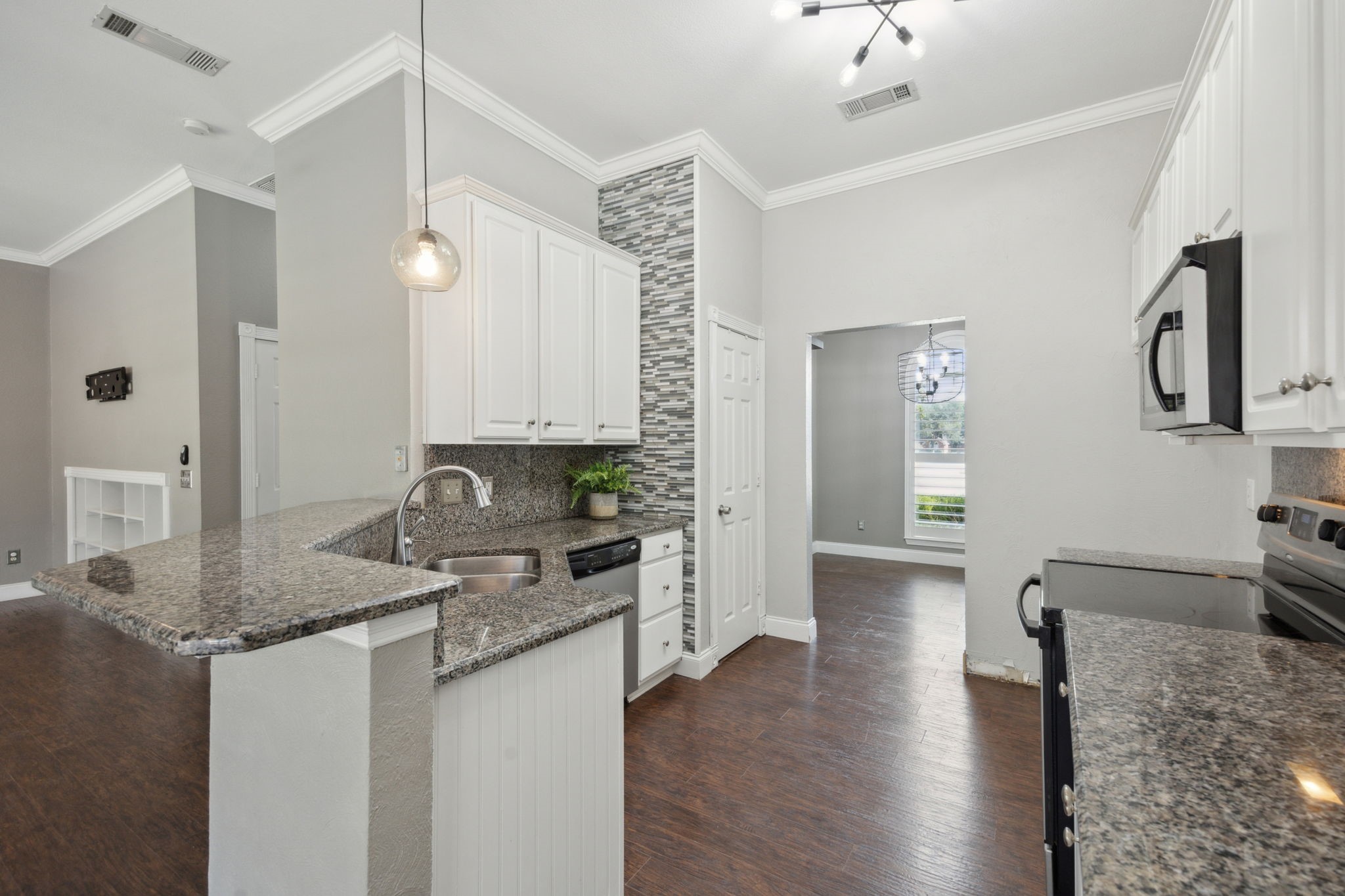 7808 Anthony Lane