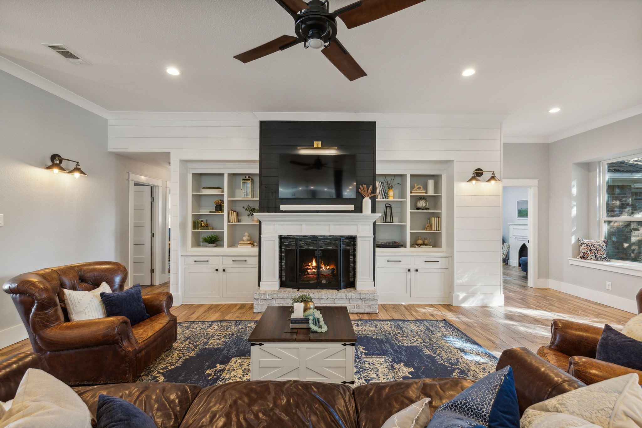 160 Creekside Drive