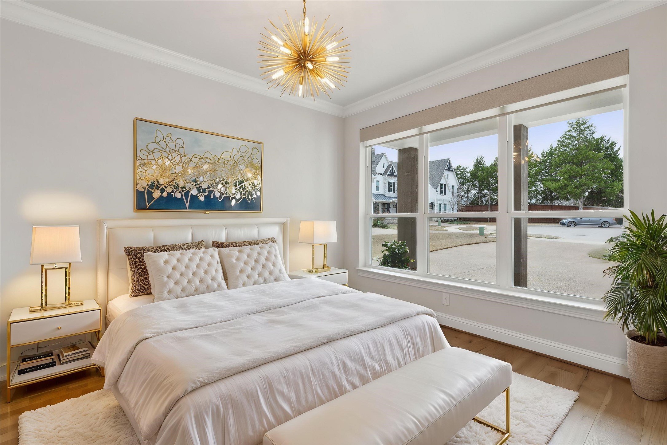 1609 Colonnade Court