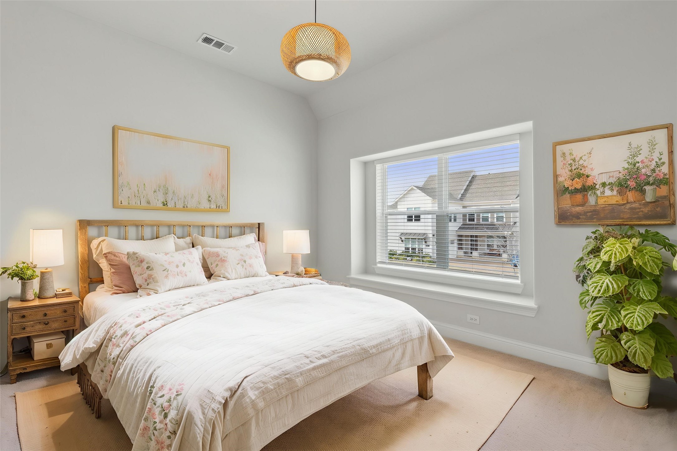 1609 Colonnade Court