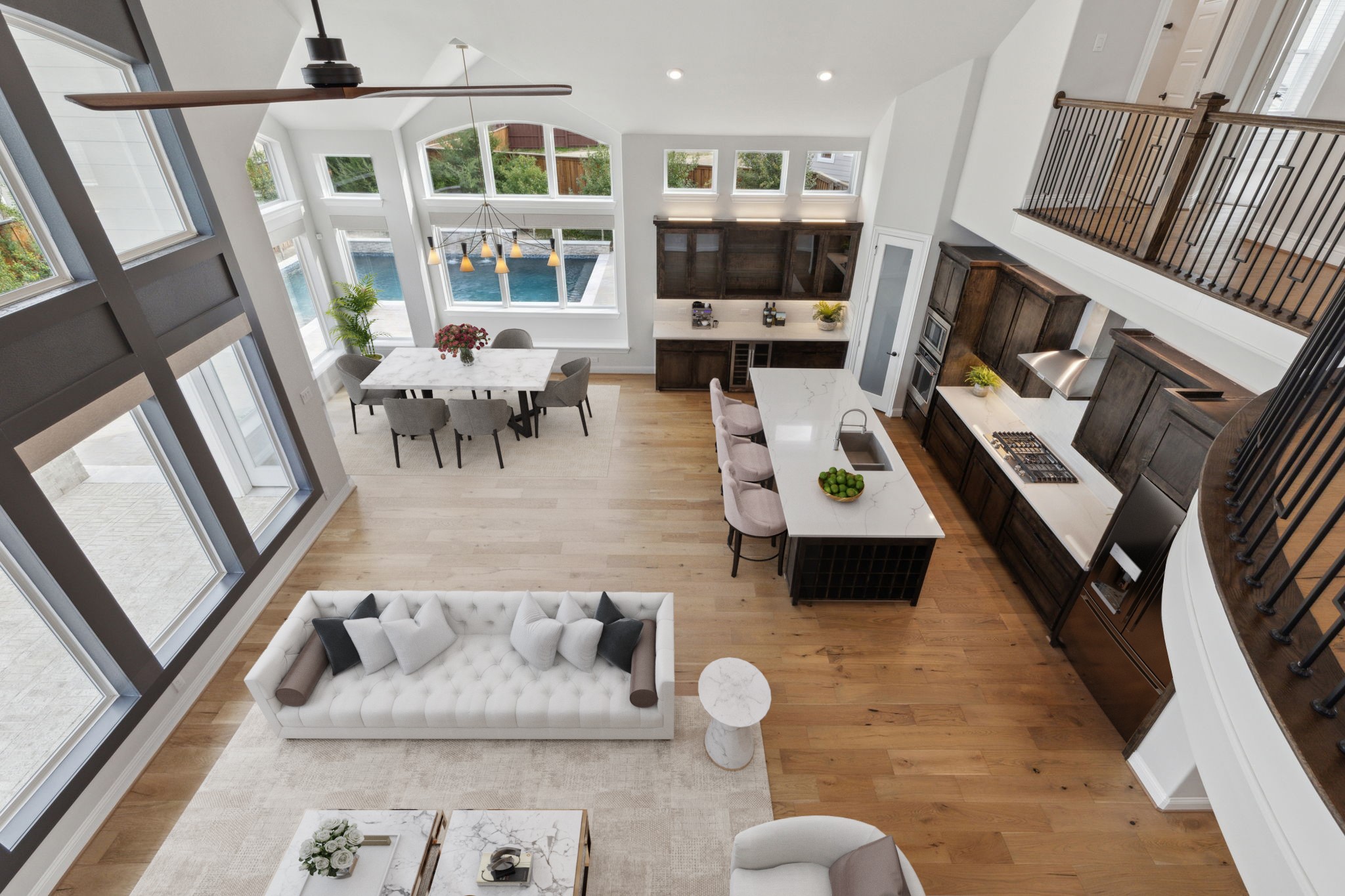 1609 Colonnade Court