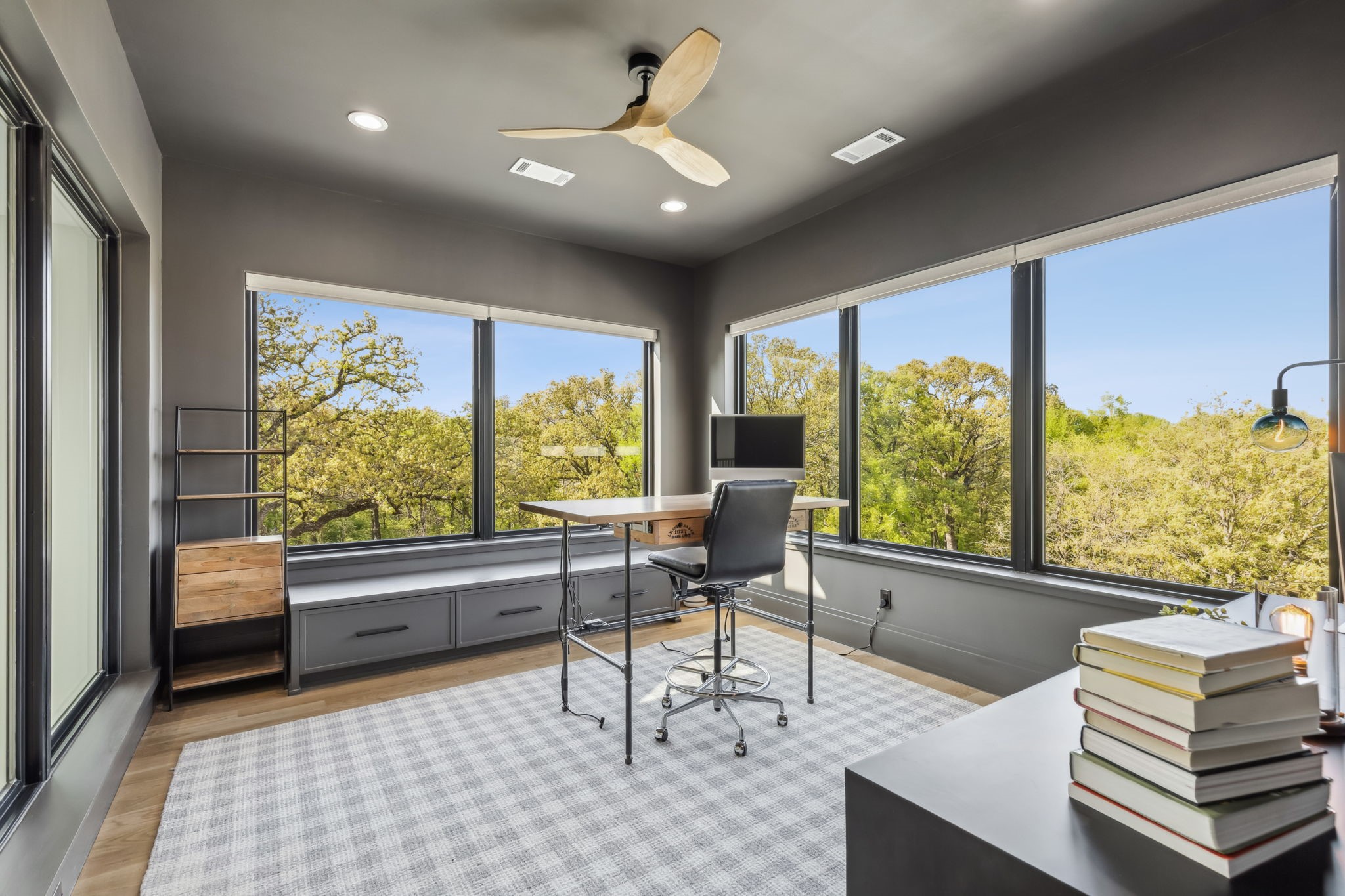 1817 Creekview Court