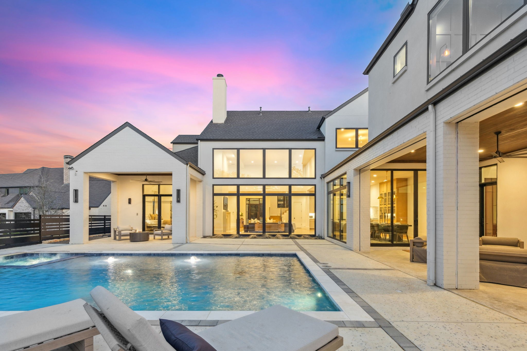 1817 Creekview Court