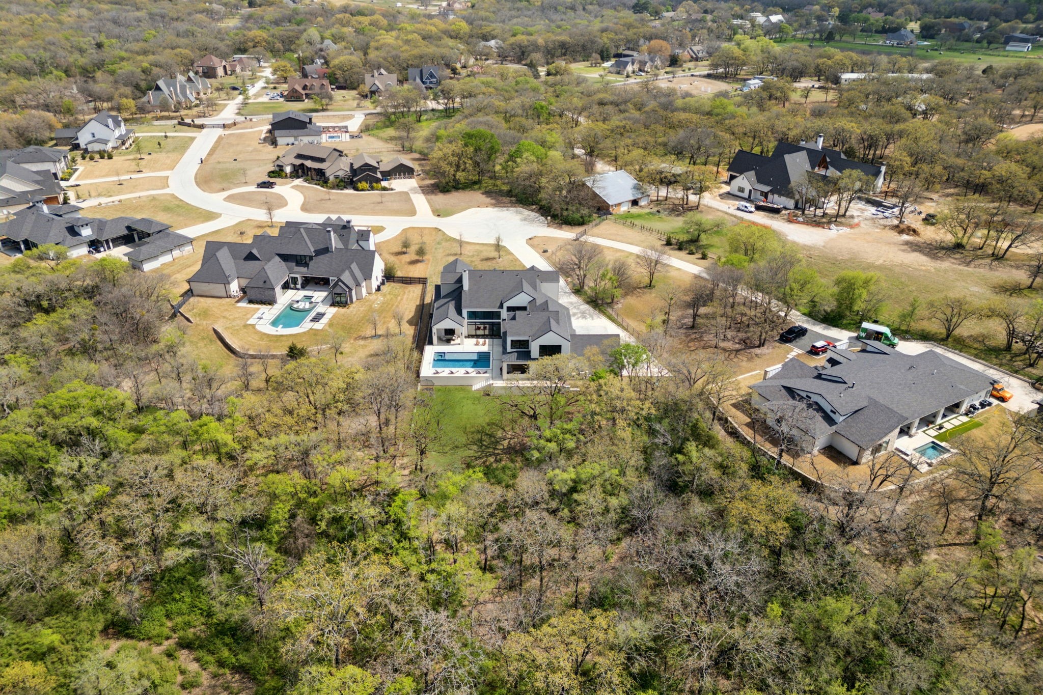 1817 Creekview Court