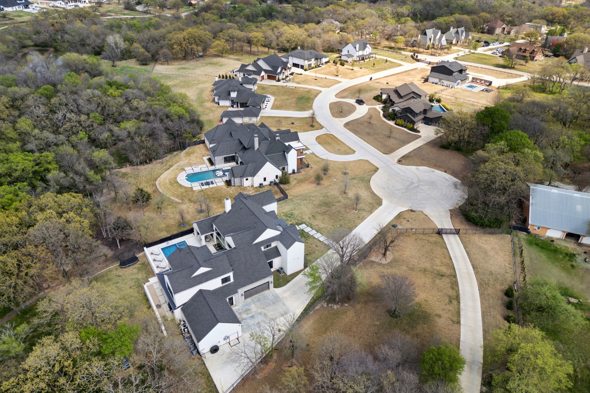 1817 Creekview Court