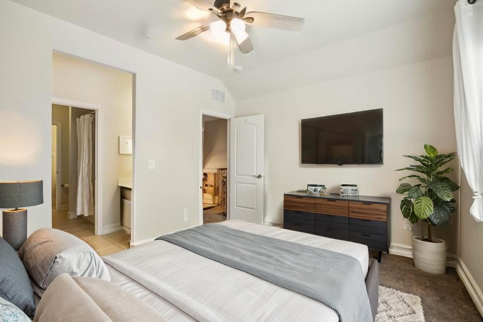 3322 Westborough Cove
