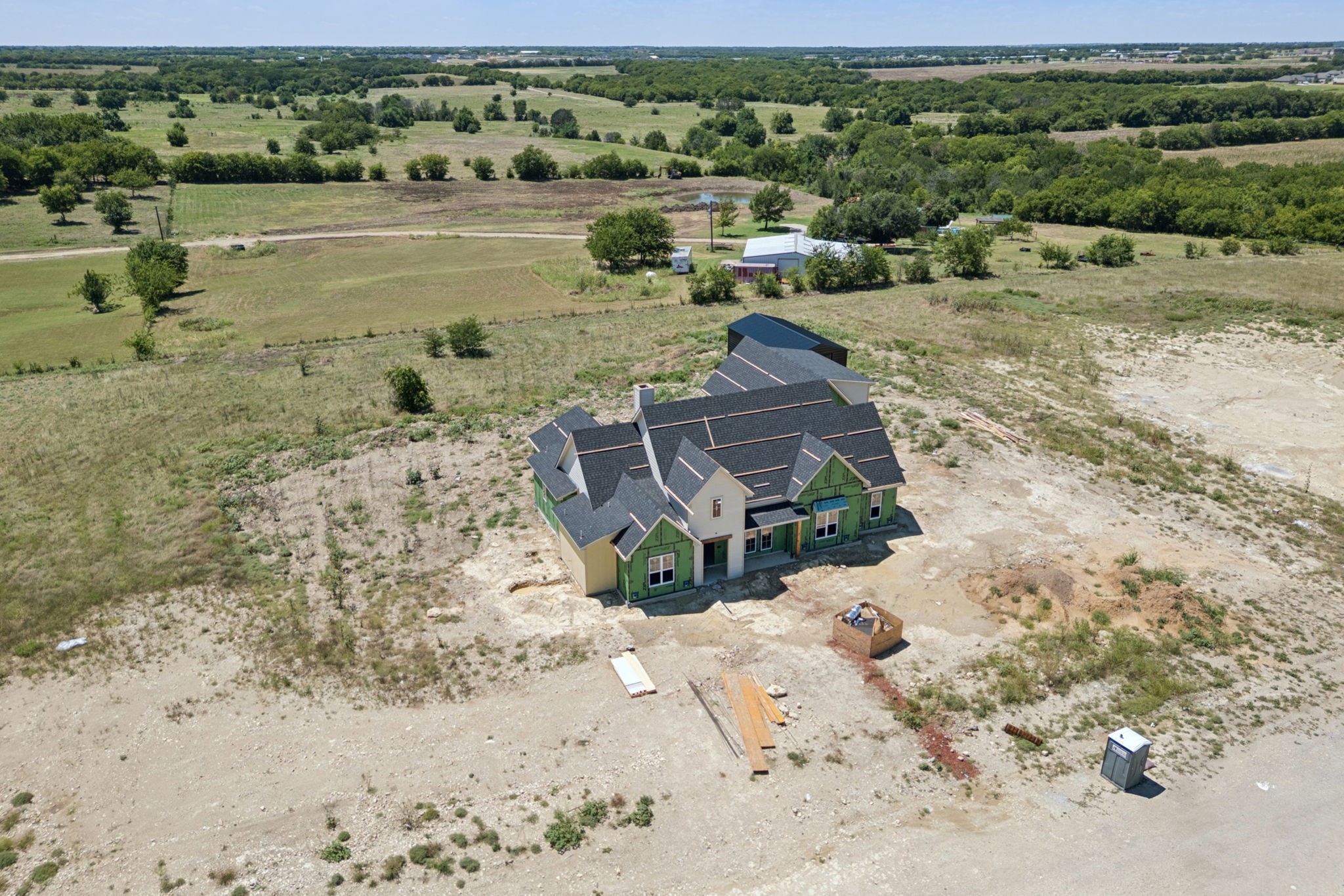 711 Hummingbird Lane