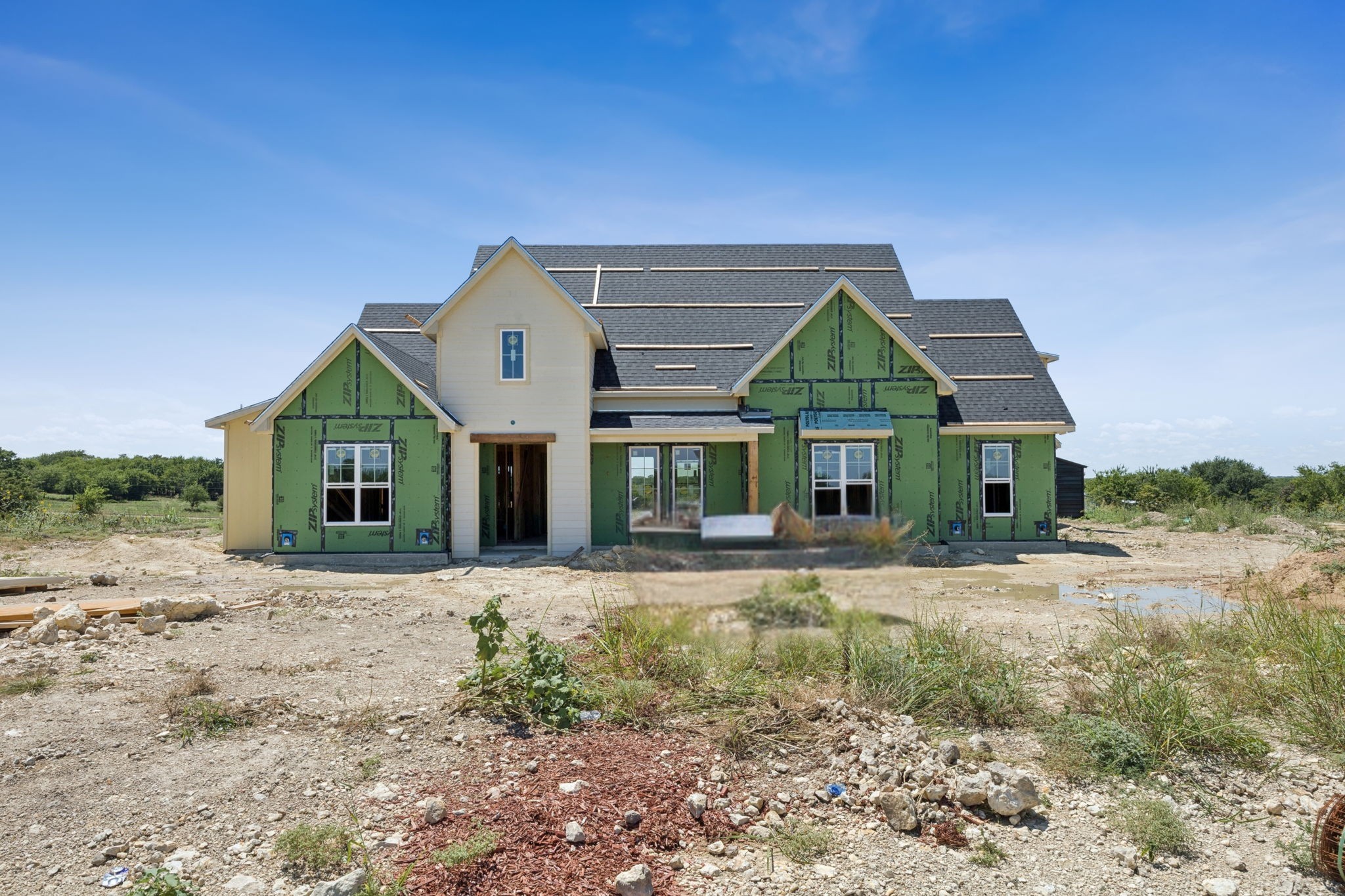 711 Hummingbird Lane