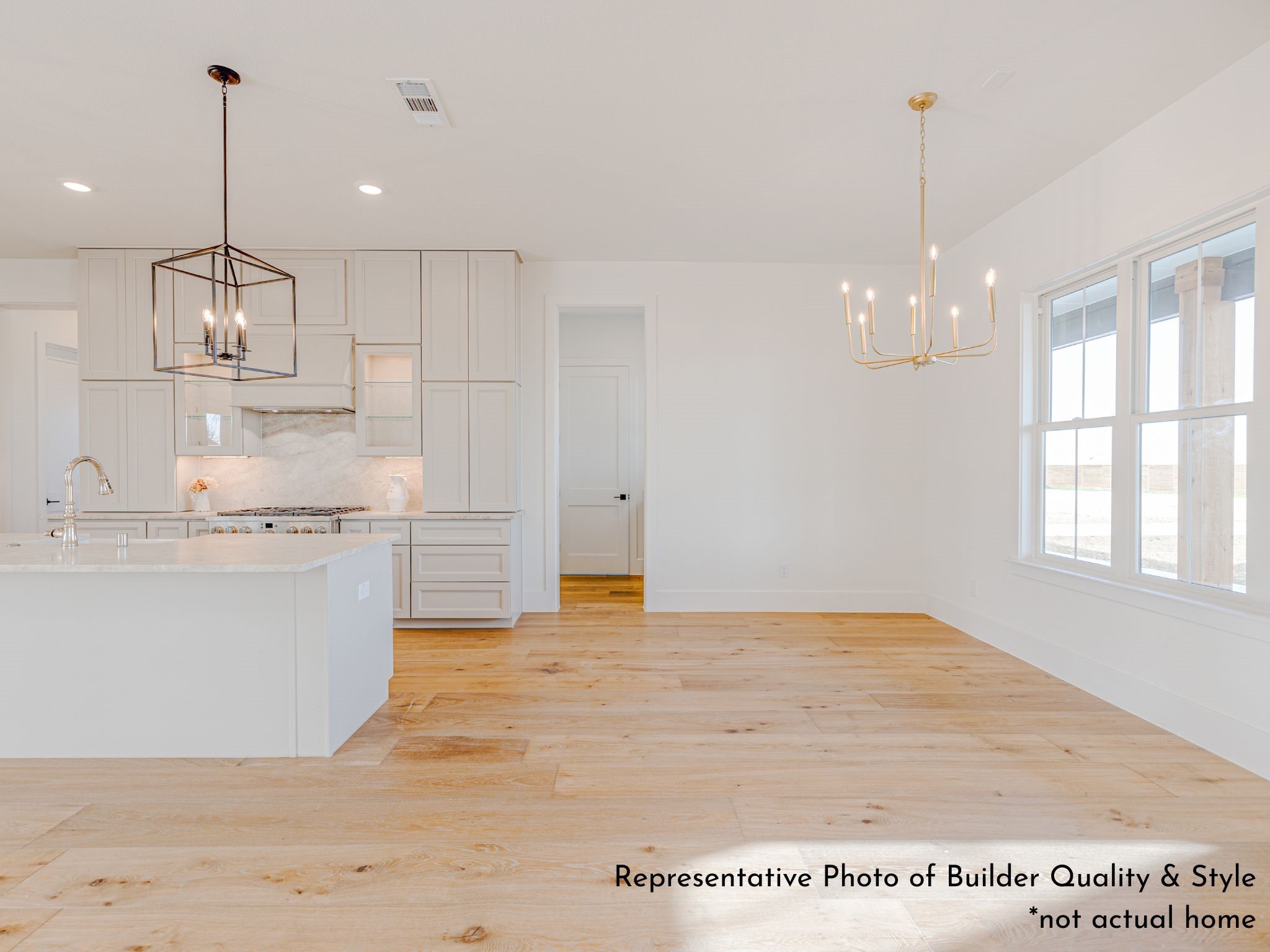 711 Hummingbird Lane