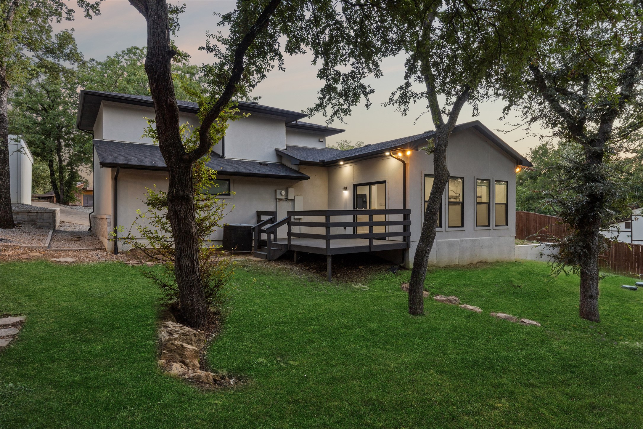 9132 Choctaw Trail