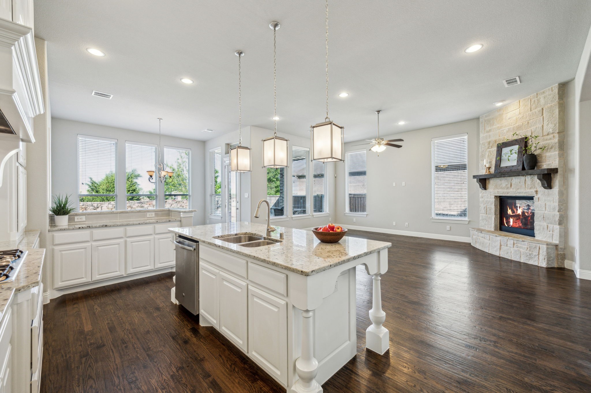 6313 Savannah Oak Trail